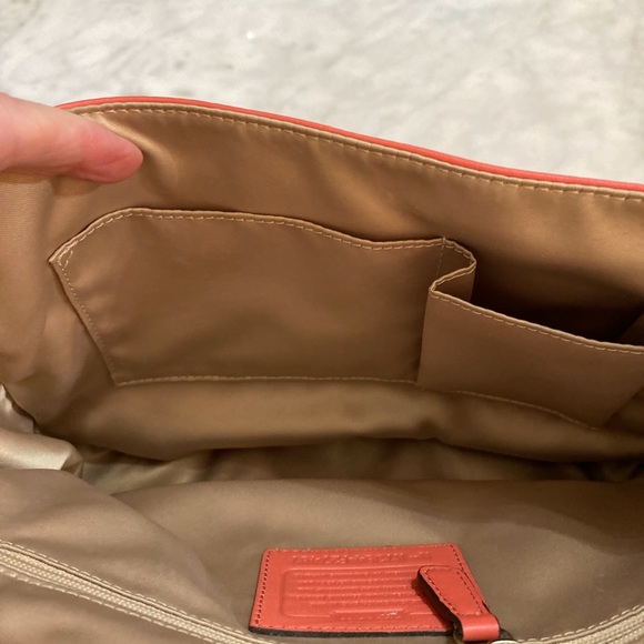 COACH TAYLOR LEATHER FLAP CROSSBODY BAG!🧡 - Picture 9 of 11